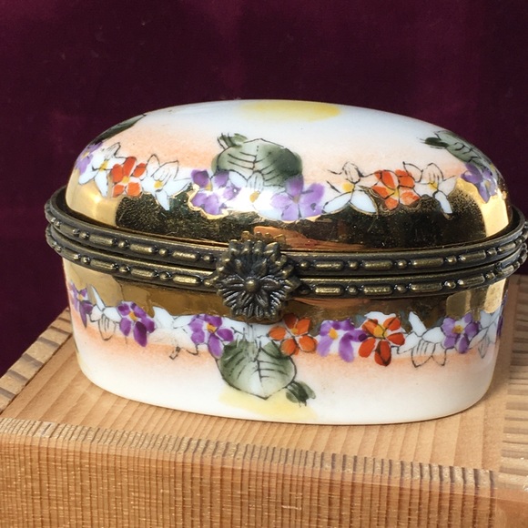 Limoges China Oval Trinket Box Floral Gold Decor